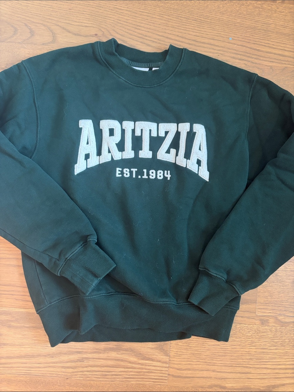 Women’s 2XS Aritzia Dark Green Crewneck Sweatshirt with White Logo